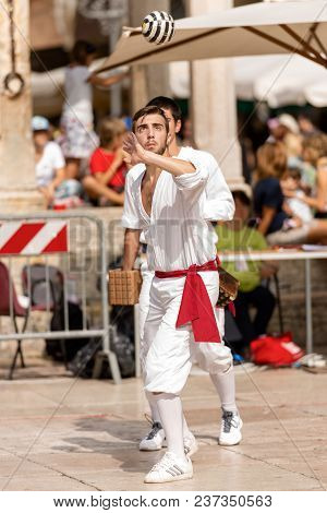 Verona, Italy - September 21, 2014: Tocati, International Festival Of Street Games. Athlete Of Treia