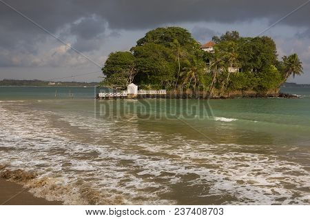 Beautiful Sea View. Small Islet Among The Water. Sri Lanka, Seashore Landscape. Sri Lanka During Sea