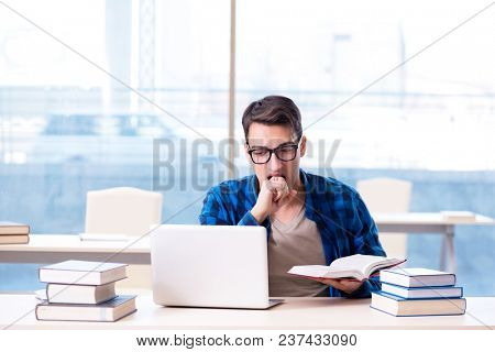 Student in telelearning distance learning concept reading in lib