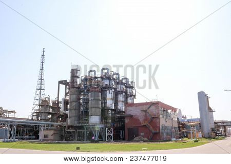 Chemical Plant For The Processing Of Petroleum Products With Rectification Columns, Reactors, Heat E