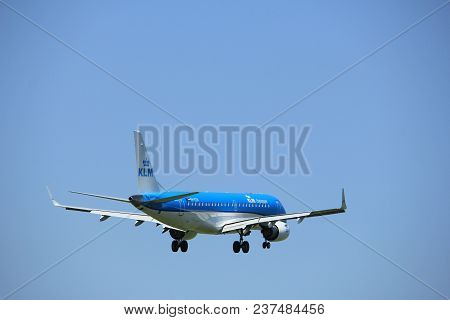 Amsterdam The Netherlands - April, 21st 2018: Ph-ezn Klm Cityhopper Embraer Erj-190std Final Approac
