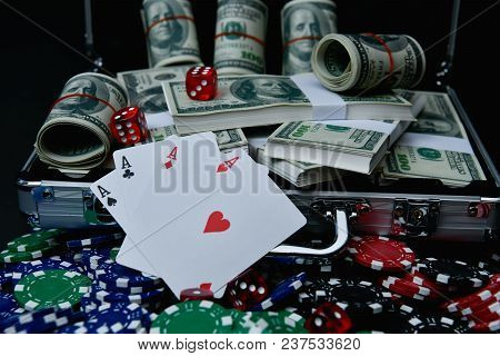 Gambling Concepts. Businessmen Are Gambling In The Casino. Betting Is A Gamble For Investors. Busine