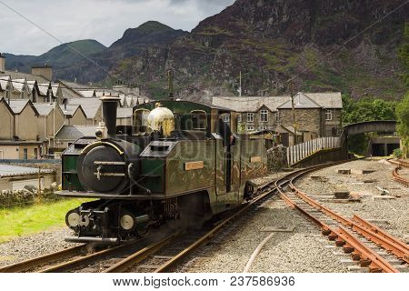 Blaenau Ffestiniog Wales Uk - August 22 2017: Narrow Gauge Double Fairlie Steam Locomotive Iarll Mei
