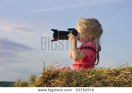 Kız fotoğrafçı