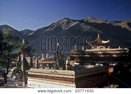 Tibetská architektura, Čína