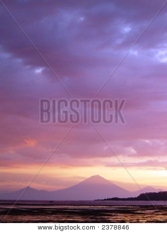Tramonto sopra Bali