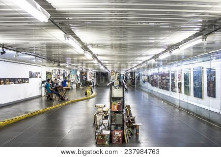 Sao Paulo, Sp, Brazil, April 12, 2017. People On Interior Of The Public Literary Passage Of Consolac