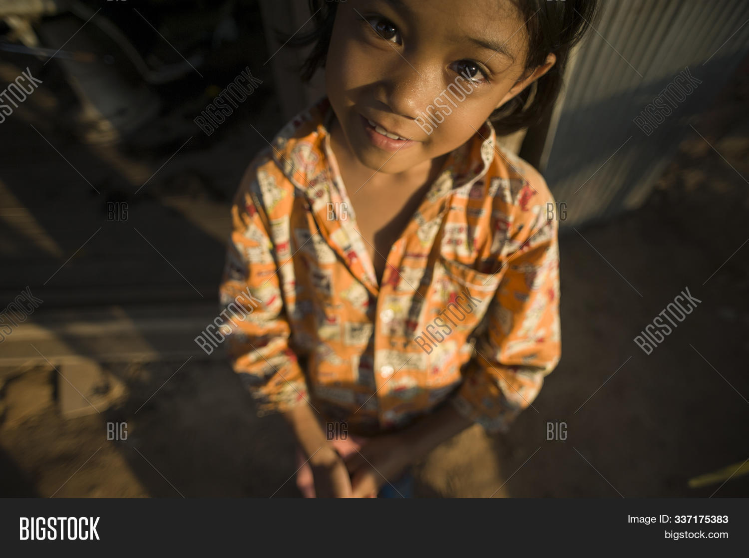 litte siem reap girl
