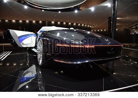 Frankfurt, Germany, September 13-2017: Vision Mercedes-maybach 6 Cabriolet At Iaa 2017