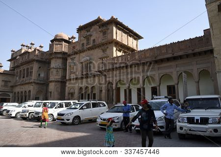 Bikaner, Rajasthan, India, November 2018, Tourist At Junagadh Fort Ground Which Was Meant For Common
