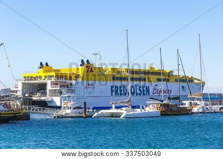 Morro Jable, Spain - December 9, 2018: Fred Olsen Ferry In The Port Of Morro Jable On Fuerteventura 