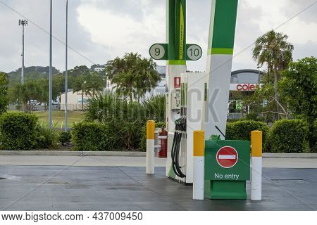 Mackay, Queensland, Australia - October 2021: An Empty Fuel Pump With No Vehicles Re-fueling At A Se