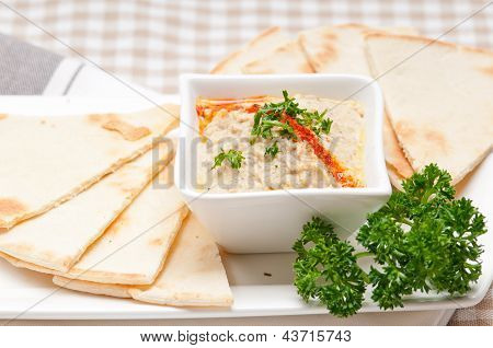 Moutabal Baba Ghanoush bakłażan Dip