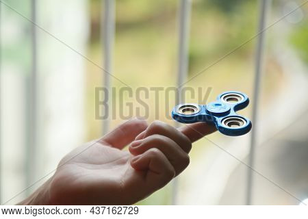Child's Toy Spiner