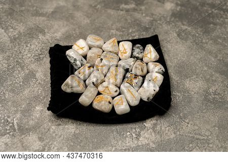 Magic Symbols For Esoteric Divination. Predictive Runes For Divination. Runes Stones With Symbols. S
