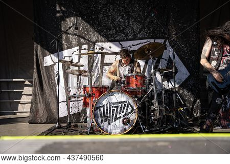 Twiztid Performing Live At Dte Energy Music Theater As Special Guest For Rob Zombie On 9-18-2021