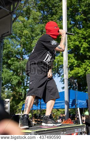 Twiztid Performing Live At Dte Energy Music Theater As Special Guest For Rob Zombie On 9-18-2021