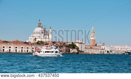 Central Venice, View From Lagoon. City Skyline With Punta Della Dogana, Church Santa Maria Della Sal