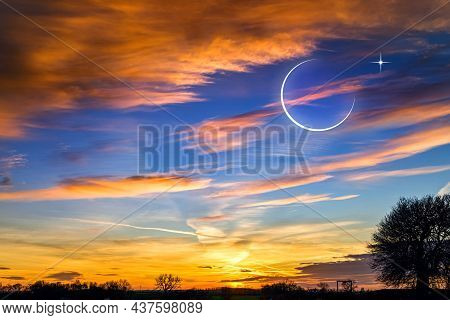 Sunset In The Sky. Moon And Evening , Clouds Of Sunset Or Sunrise, Background Sky , Good Morning