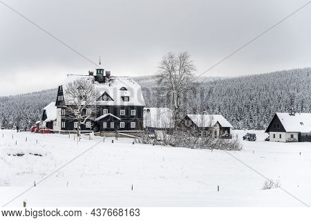 Winter In Jizera Mountains. Cloudy Evening In Jizerka Village, Czech Republic