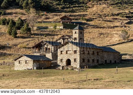 Small Town In Autumn In The Incles Valley, Andorra. Vall D´incles, Andorra.
