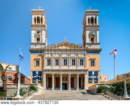 Ermoupolis, Greece - September 17 2021: View Of The Orthodox Cathedral Of Saint Nicholas, In Vaporia