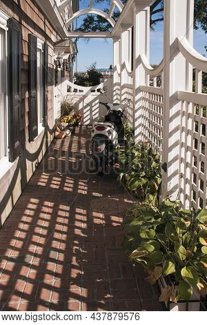 Autum's Sunshine Creates Light And Shodows In An Alley In Lewes ,delaware