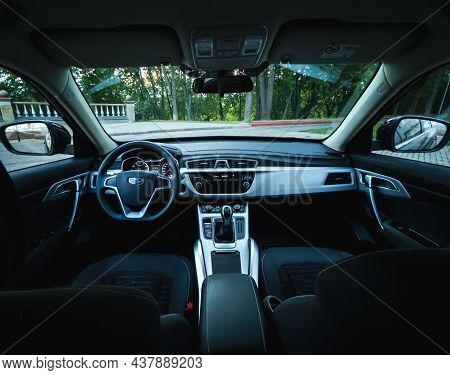 Vitebsk, Belarus-august 2021: Salon Of Geely Atlas Car With A View Of The Dashboard And Gearbox. Hor