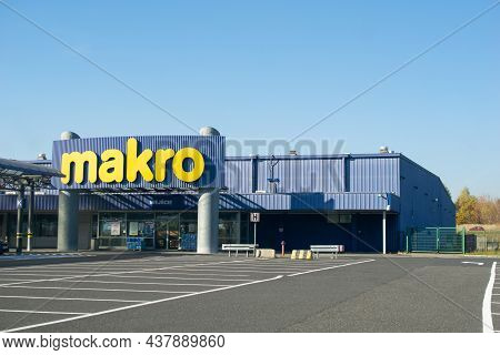 Sosnowiec, Poland -28.10.2021- Maro Chain Store In Sosnowiec