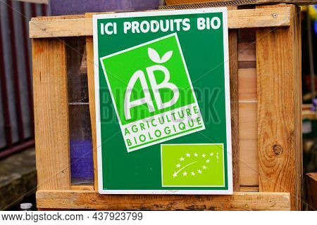 Bordeaux , Aquitaine France - 10 25 2021 : Ab Agriculture Biologique Sign Brand And Text Logo Green 