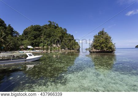 View Of Kadidiri Island Resort Seaside