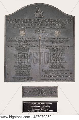 San Diego, California, Usa - October 3, 2021: Closeup Of 1769 Dark Metal Memorial Sign Against White