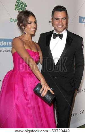 LOS ANGELES - NOV 9:  Jessica Alba, Cash Warren at the Second Annual Baby2Baby Gala at Book Bindery on November 9, 2013 in Culver City, CA