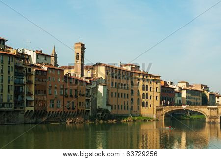Ponte Santa Trinita. The Ponte Santa Trinita  is a Renaissance bridge in Florence, Italy