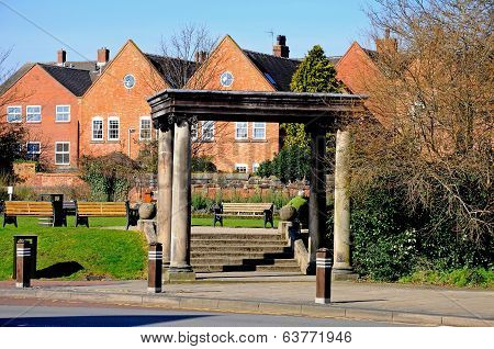 Portico, Lichfield.
