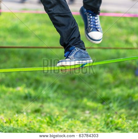  city slack-line