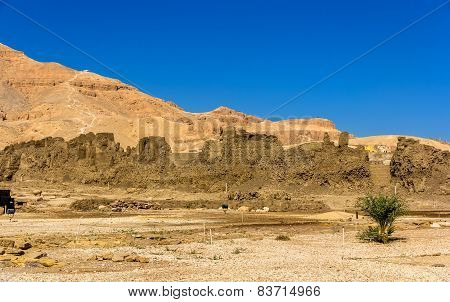 Walls Of The Madinet Habu Temple On The West Bank Of The Nile - Egypt