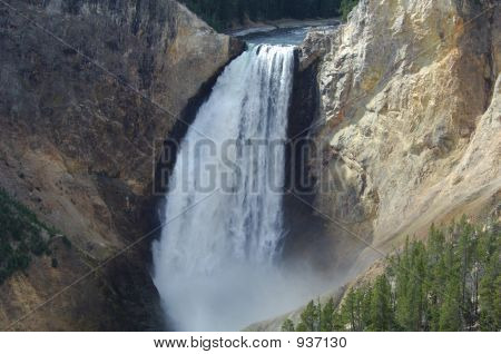 Yellowstone şelale