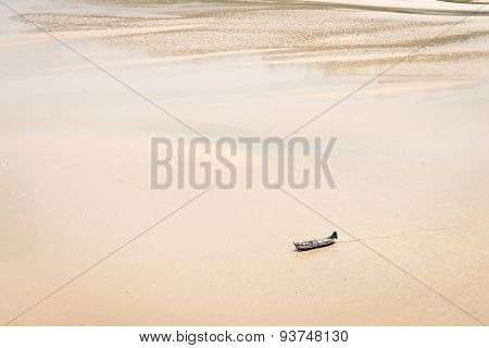 Small Boat, Alone On The Sandy Gulf