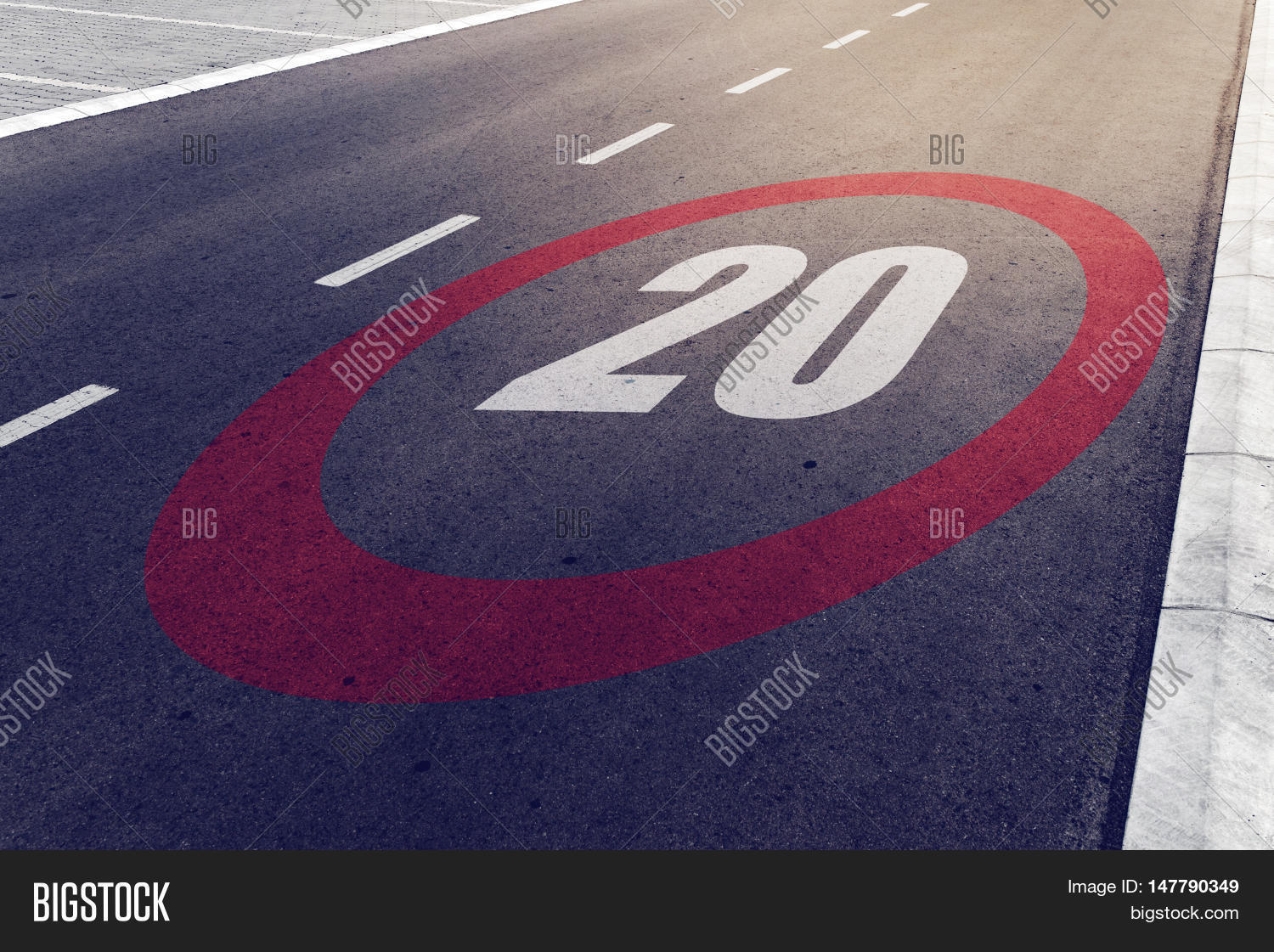 20 Kmph Mph Driving Image & Photo (Free Trial) | Bigstock