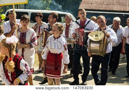 4 September 2016. Rakhiv Transcarpathian region Ukraine. Celebration - Festival Hutsul brynza . Colorful procession - parade of people dressed in national costumes. Preservation of traditions .