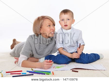 madre e figlio a casa