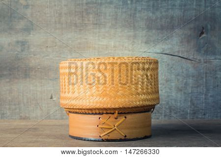 bamboo container for holding cooked glutinous rice