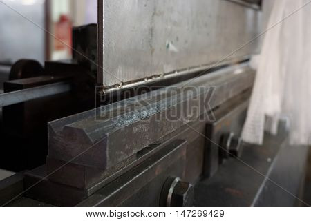 close up press angle mechine in the manufacturing