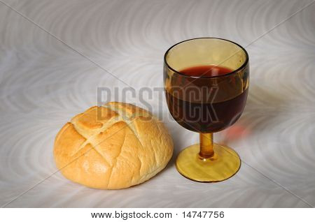 Přijímání symbolizované chléb a víno