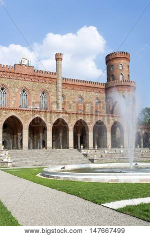 KAMIENIEC ZABKOWICKI - SEPTEMBER 10: View of the Marianne Wilhelmine Oranska Palace on 10 September 2016 in Kamieniec Zabkowicki, Poland. Palace was built in the second half of the nineteenth century.