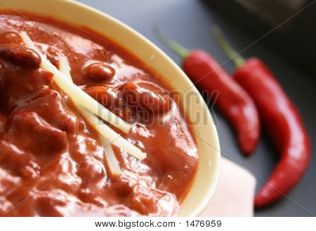 Feijões em molho de pimentão