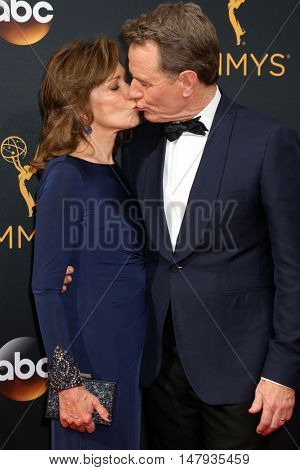 LOS ANGELES - SEP 18:  Bryan Cranston, Robin Dearden at the 2016 Primetime Emmy Awards - Arrivals at the Microsoft Theater on September 18, 2016 in Los Angeles, CA