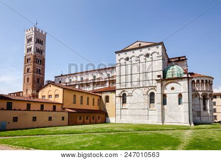 Roman Catholic Lucca Cathedral (Duomo di Lucca, Cattedrale di San Martino) romanesque exterior, Tuscany, Italy