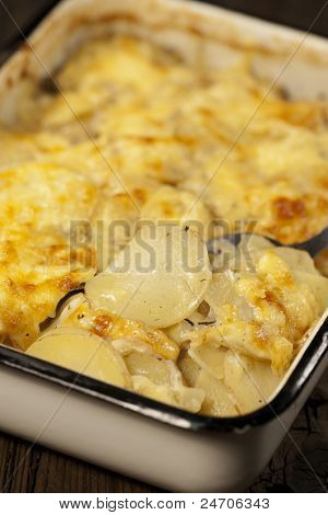 Картофельный гратен Dauphinoise
